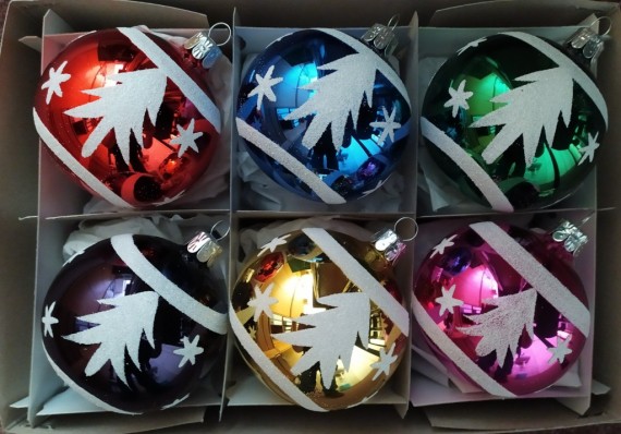 KOULE, SKLENĚNÁ, HLADKÁ, BARVA ASS, LESK, SYPANÝ BÍLÝ DEKOR