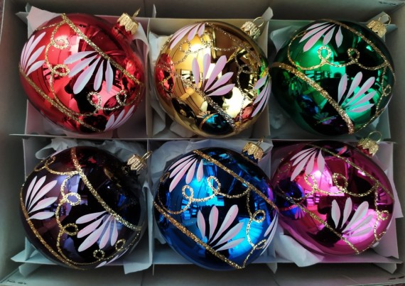 KOULE, BARVA ASS, LESK, MALOVANÝ DEKOR, MOTIV LÍSTKŮ