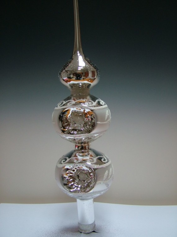 ŠPICE 2-KULOVÁ, TLAČENÁ, STŘÍBRNÁ, BÍLÝ DEKOR