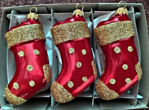 PONOŽKA, FORMA, ČERVENÁ, PORCELÁN, ZLATÝ DEKOR