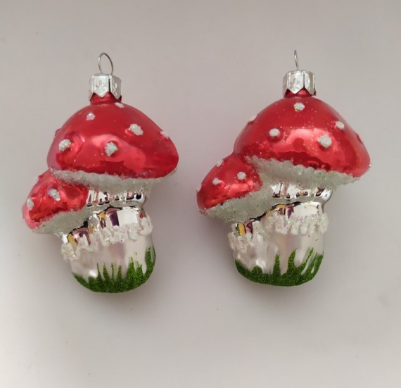 DVĚ HOUBY VĚTŠÍ, FORMA, RUČNĚ MALOVANÝ DEKOR