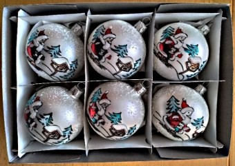 KOULE, SKLENĚNÁ, HLADKÁ, BÍLÁ, MAT, BAREVNÝ DEKOR